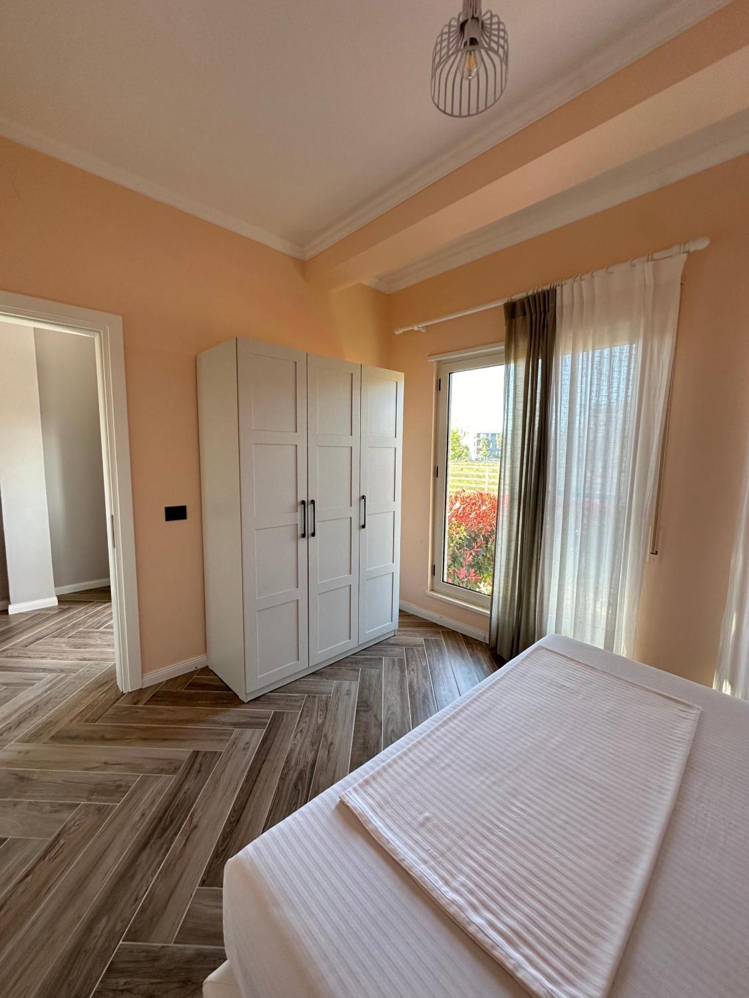 Tea Residence, Gjiri I Lalzit Apartments Durrës Extérieur photo