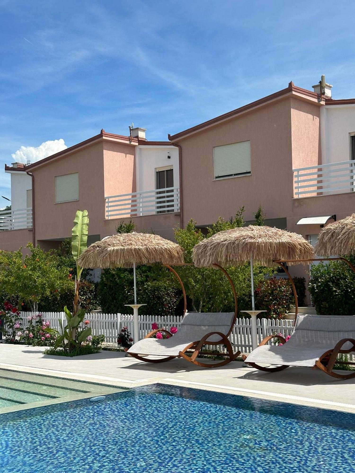 Tea Residence, Gjiri I Lalzit Apartments Durrës Extérieur photo